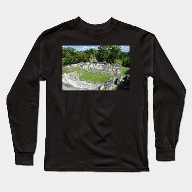 Guatemala - site archéologique de Tikal Long Sleeve T-Shirt by franck380